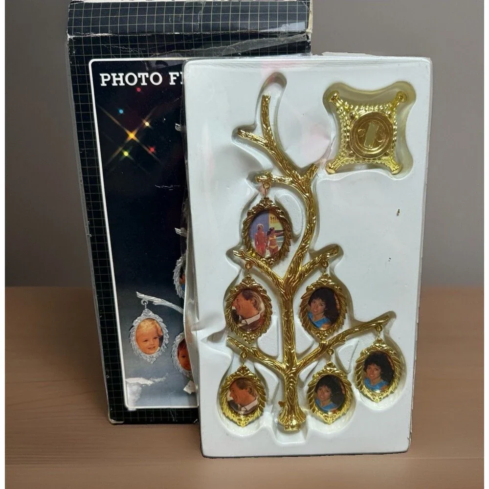 Vintage MCM Gold/Brass Metal Photo Tree Retro Photographs Rare Holder Frame NIB